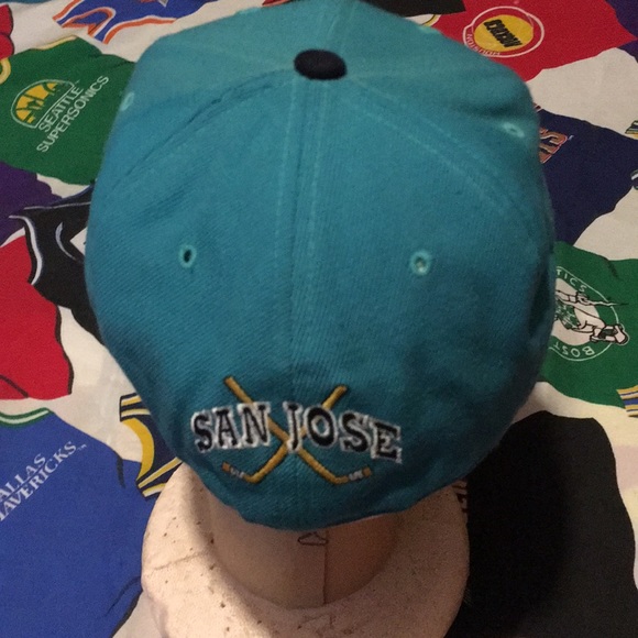 Vintage NHL San Jose Sharks fitted hat - Picture 2 of 3